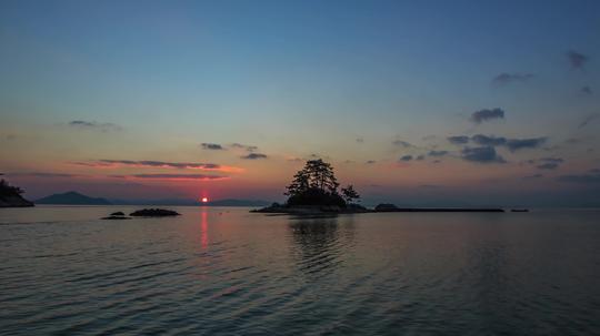 4k海上明月日出延时摄影_3840x2160_高清视频素材下载