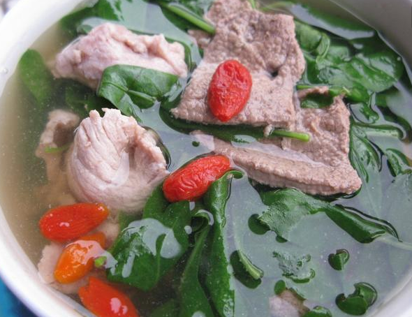 三伏天怕中暑家中常备什么