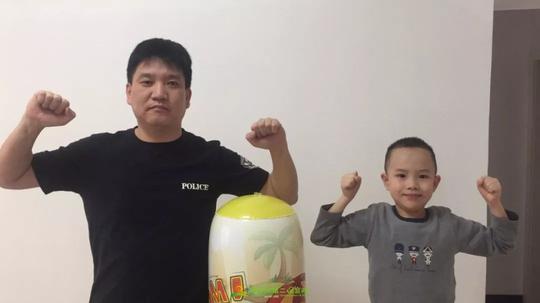 文稿〡李奕荣图片〡二保家长视频〡周燕张甜幼儿家长编辑〡白静