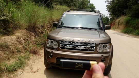 【昆明】2013年8月路虎发现45.0v8hse灰色自动档
