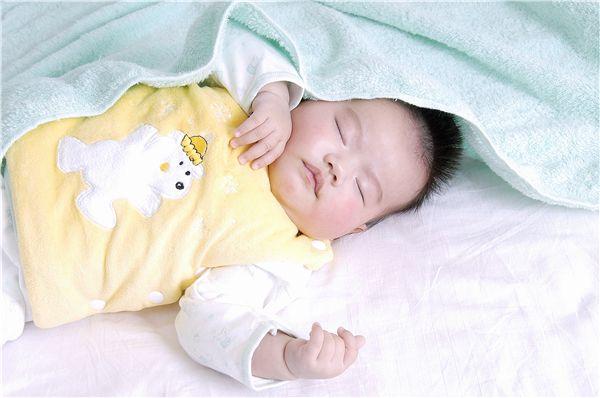 怎样帮助宝宝养成良好的睡眠