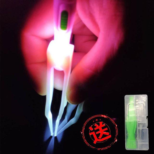 经常给宝宝挖鼻屎
