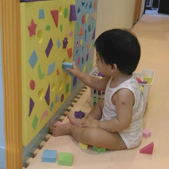 超大拼装游乐园墙上积木孩子墙体粘贴墙面卡通地板垫抖音字母拼插
