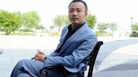 视频:俞凌雄创业分享-从做保安吃盒饭，才走到了今天