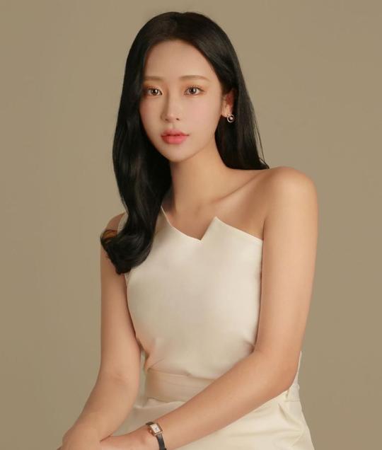网红美女苦练好身材,颜值比身材更有看点