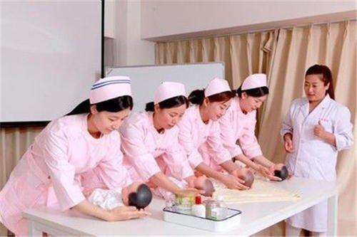 宝宝总是夜惊怎么回事