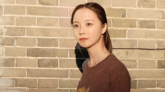 她被清华破格“录取”，刚出生就能画画、推理，究竟怎么做到的?