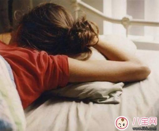 女儿第一次自己睡觉的说说