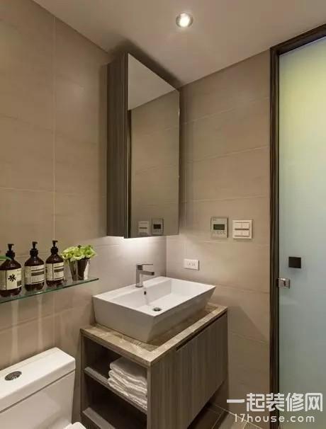 宝宝喜欢照镜子好不好