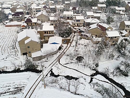 乡村雪景_图片大全—全景创意图库（quanjing.com）中国领先的正版图片视频素材网站