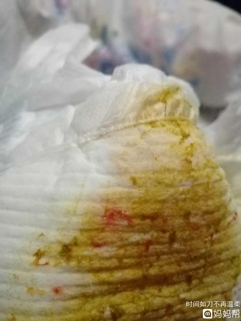 婴儿一天要喂多少次奶粉