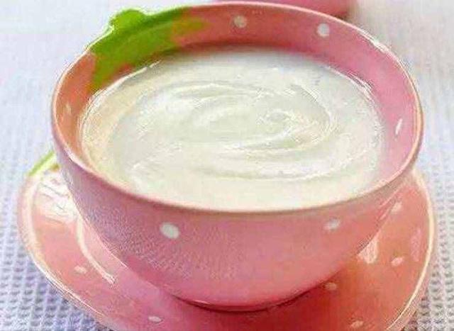 六个月宝宝第一口辅食怎么吃