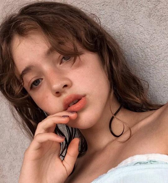 欧美女生头像娜比