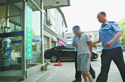 近期北京发生多起利用网上租车平台骗租私家车倒卖案短时间内大量车主遭诈骗有29名车主向海淀警方报案称在网上利用pp友友等租车平台出租私家车后车被租客骗走不还
