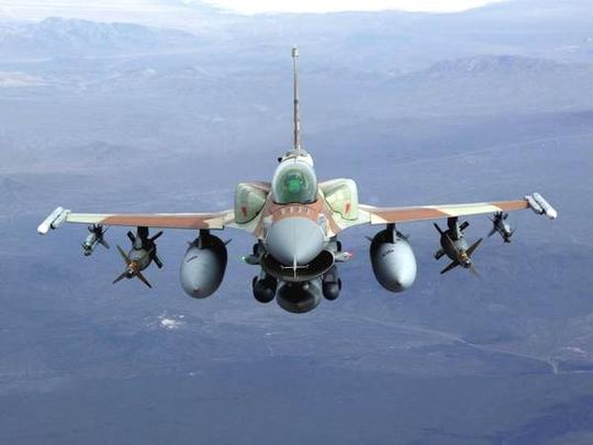 以色列出口自家的二手f-16战机,抢了美国生意被勒令
