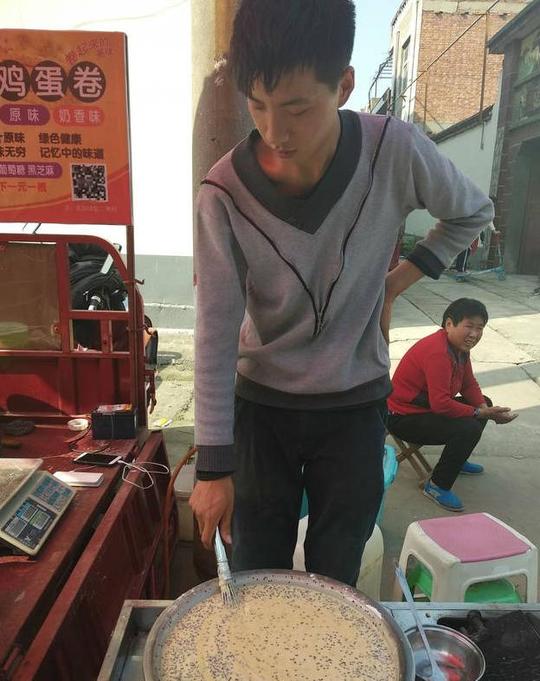 农村小伙大学刚毕业,干起这小生意:房钱婚钱明天就攒够了