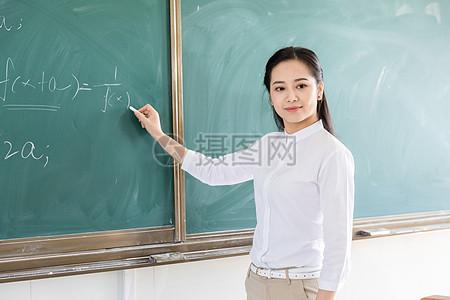 女教师授课图片下载
