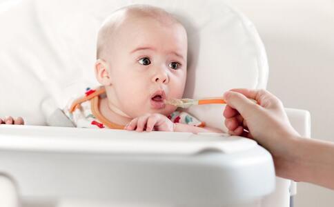 怎样给孩子添加辅食才能让宝宝晚上