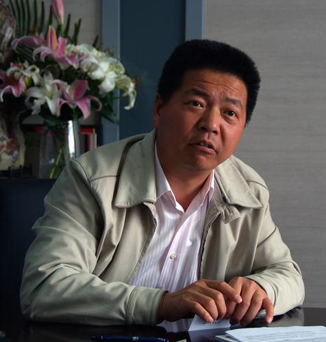 我是党代表:横店集团英洛华电器公司董事长许晓华