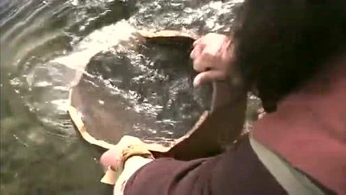 水浒传中假冒黑旋风李逵的人叫什么