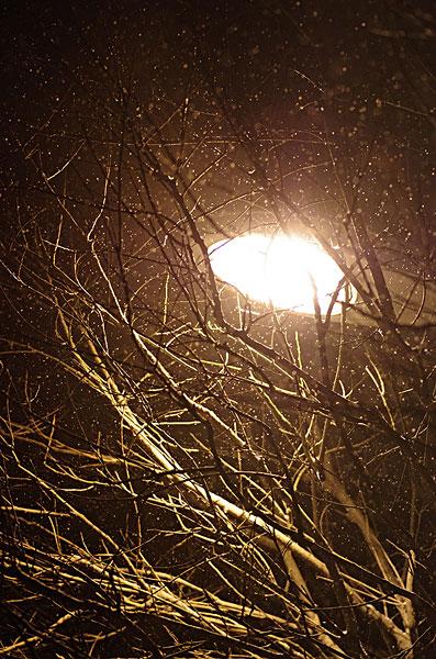 下雪的夜晚_图片大全—全景创意图库（quanjing.com）中国领先的正版图片视频素材网站