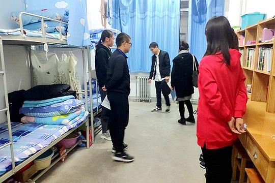 财经学院学生公寓党支部开展学生公寓安全专项检查