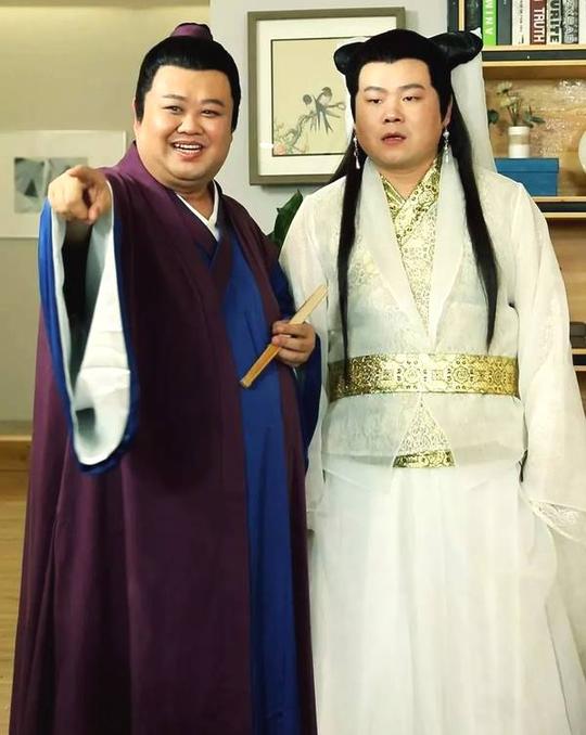 束焕岳云鹏进军快手抖音战绩惊人(1671期)