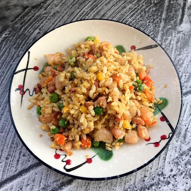 黄金炒饭和蛋炒饭区别