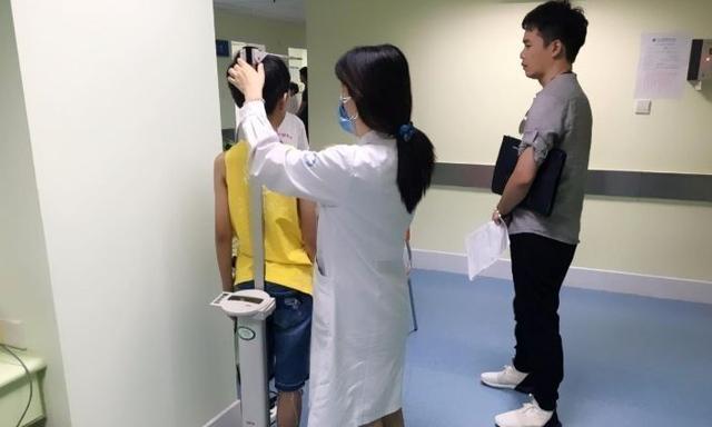 孩子每年长高多少才算正常呢