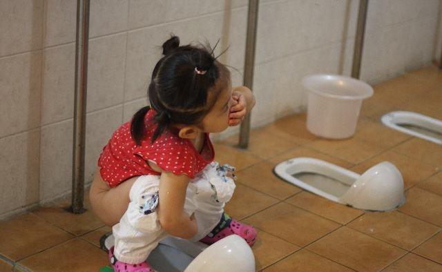 孩子拉不出来是怎么办