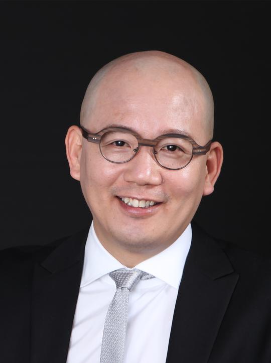 袁岳先生,零点研究咨询集团董事长,创业管理服务机构飞马旅发起人