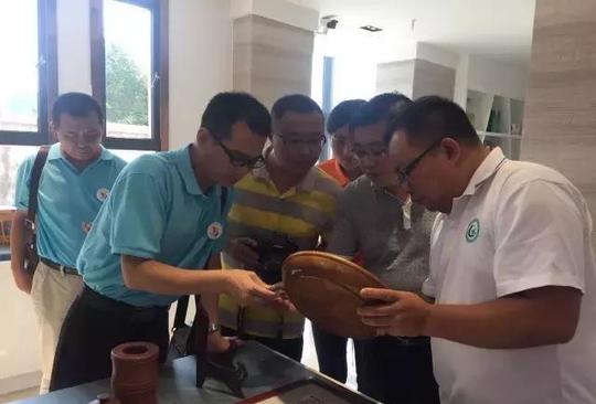章丘创业菁英泸溪行——创业帮扶,关爱留守儿童爱心公益活动