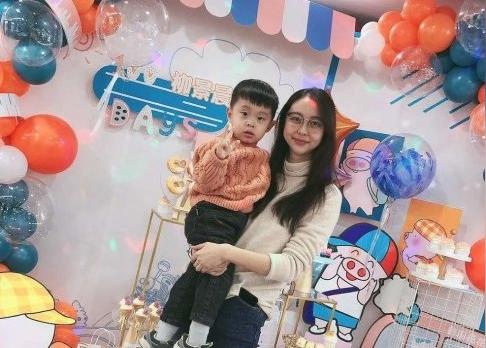 【走进青年】90后宝妈创业成青岛唯一总代理，致力做有温度的母婴店