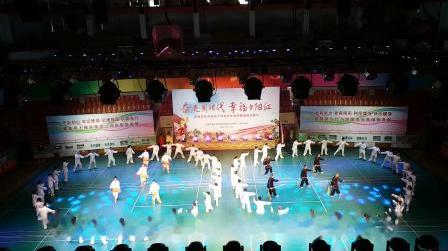 大型声乐组合表演