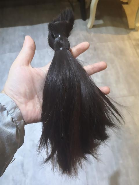 给孩子剪头发一个好的方法