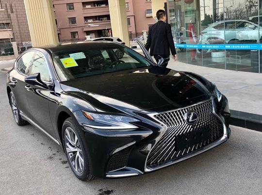 雷克萨斯ls500h的提车,做生意有面子,创业之路很艰难