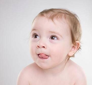 宝宝母乳喂养 宝宝母乳喂养