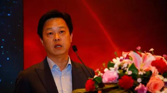 (广汇汽车董事长李建平先生在合作伙伴启动会发表讲话)