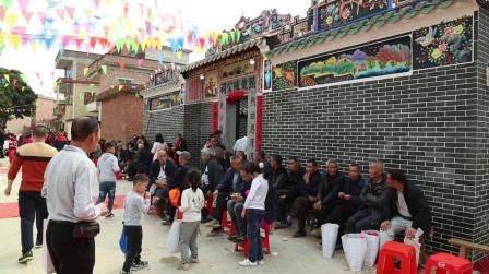 清远市龙塘镇罗建球
