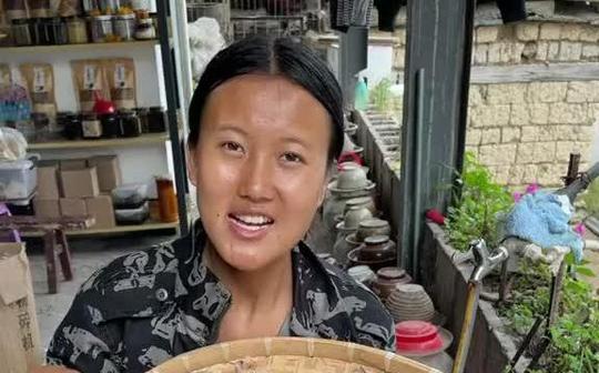 每天的生活忙碌。很充实。你们喜欢这样的生活吗