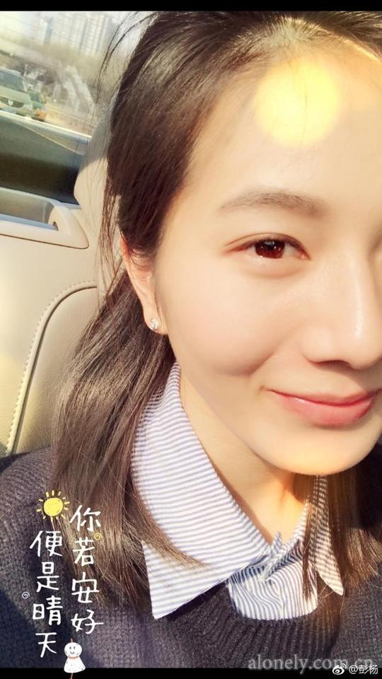 俞灏明曾和俞灏明非常般配的她,如今依旧美艳动人,只
