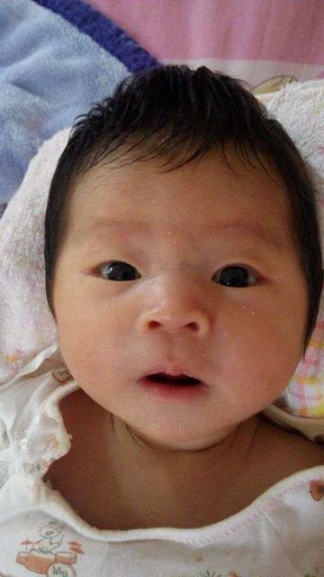 宝宝嘴巴里面有白点是怎么回事