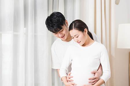 秋季给宝宝穿多少衣服