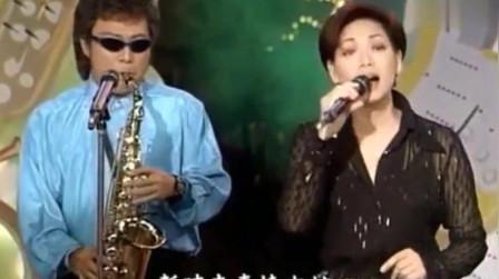 龙兄虎弟:费玉清搞笑模仿蔡琴，张菲蔡琴乐到不行，三人一起唱歌搞笑