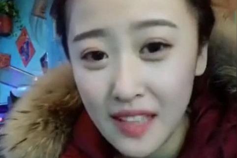 视频:老妹儿你这么赤裸裸的炫富，有点过分了啊!