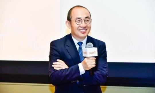 借高利贷去海南炒房，25岁就赚到1亿美元，今坐拥几百亿游戏人生