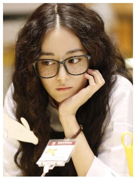 发型真能改变气质吗?看看这些逆袭女主，发型改变后的开挂人生