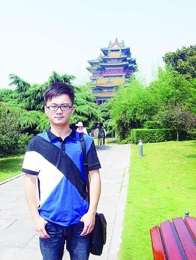 大二学生到大公司卧底取经创业1年净挣几十万