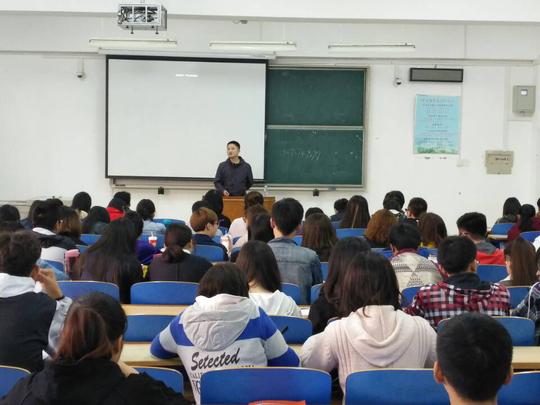 清楚定位,不断锻炼自己——2011级学长伍建创业心得