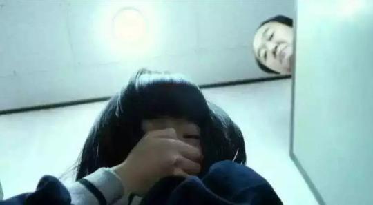 网上直播,线下交易,儿童色情产业令人